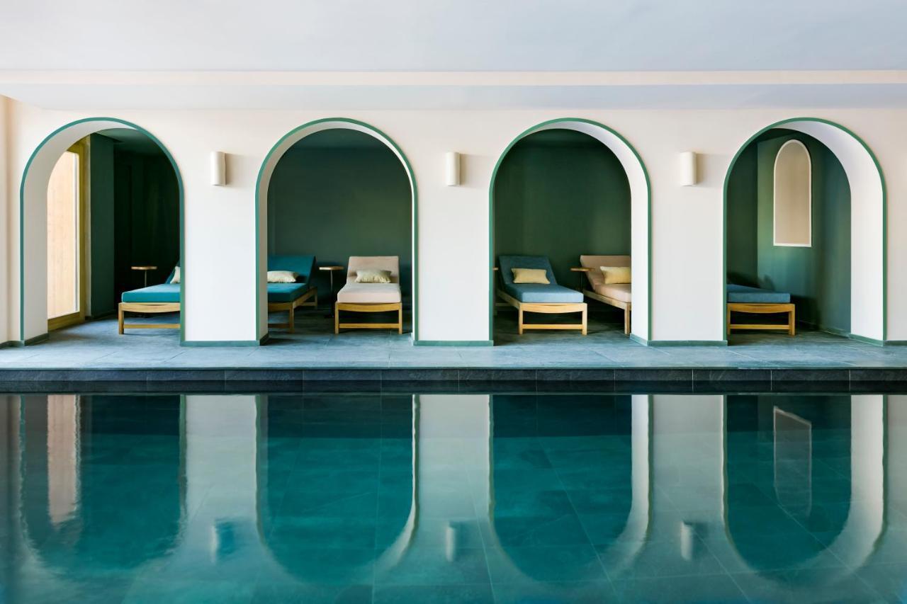Hotel Le Coucou Мерибел Екстериор снимка